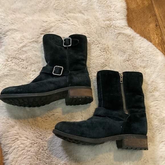 UGG Chaney Black Suede Size 8 Moto Boots Side Buckle Inside Zip - Picture 5 of 10